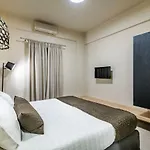 San Giorgio Aparthotel Fira (Santorini)